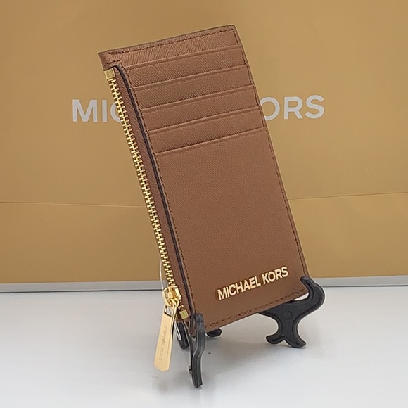 Michael Kors Jet Set Travel Medium Top Zip Card
Case Wallet LUGGAGE COLOR - Picture 2 of 11